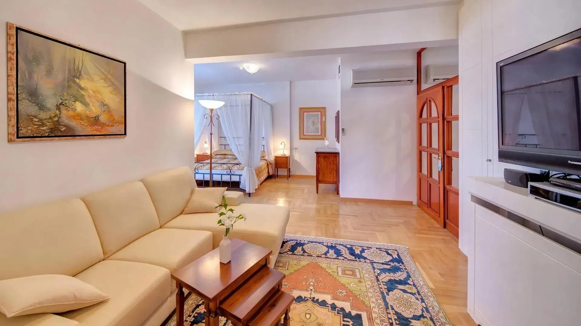 Villa With Jacuzzi On The Pula Riviera Croatia