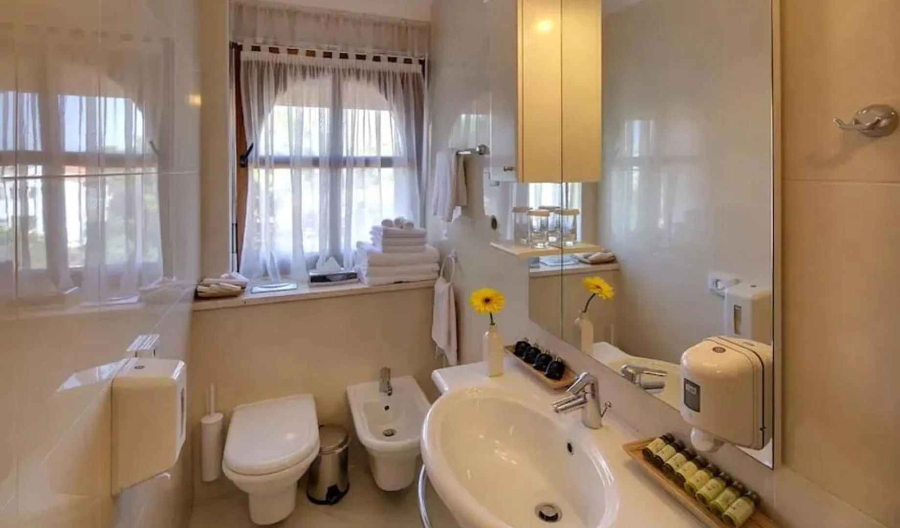 Villa With Jacuzzi On The Pula Riviera